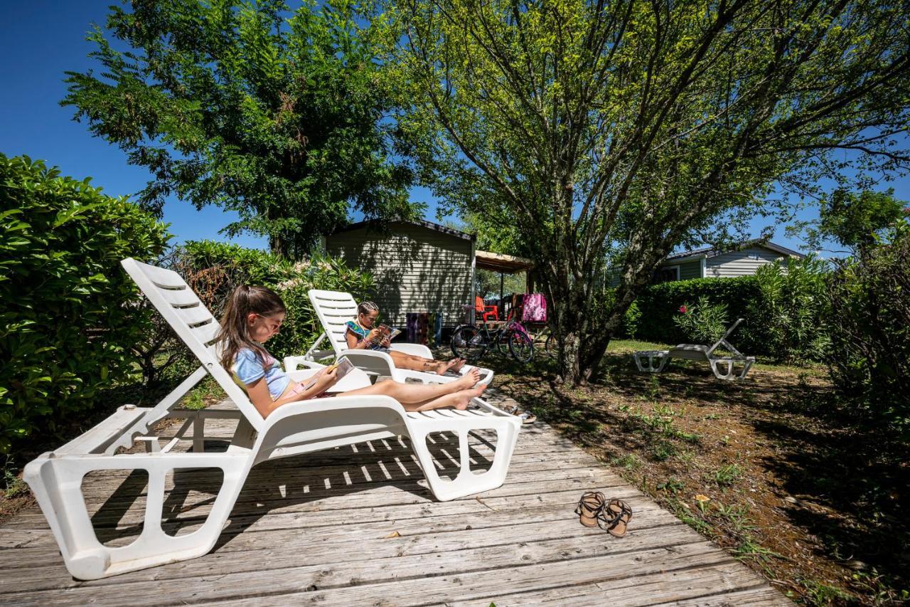 Charmant Camping Familiale 3 Etoiles Vue 360 Plage Piscine A Debordement Empl Xxl Лабом Екстер'єр фото